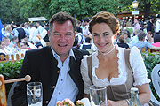 Bürgermeister Josef Schmid mit Frau (©Foto: Martin Schmitz)
